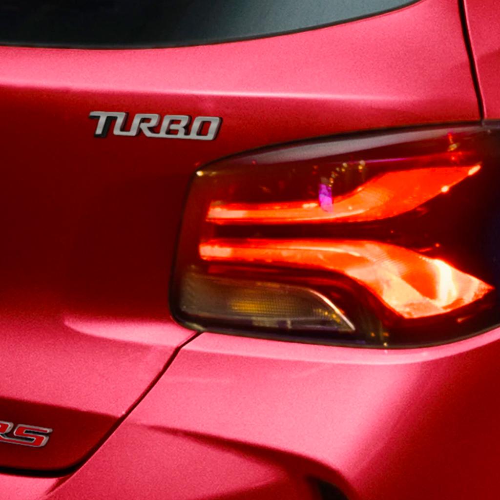 CHEVROLET ONIX TURBO RS_4